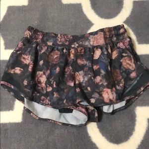 Lululemon Hotty Hot Shorts